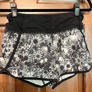 Lululemon Floral Print Speed Up Shorts